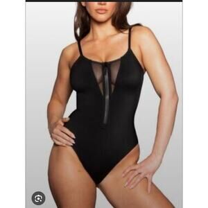 TA3 Corset Back One Piece Swimsuit Large Black Sculpting Tummy Control Lace Up